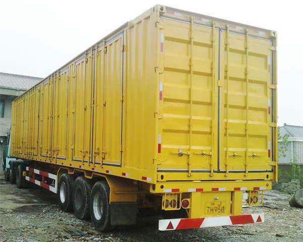 集装箱半挂车图片
